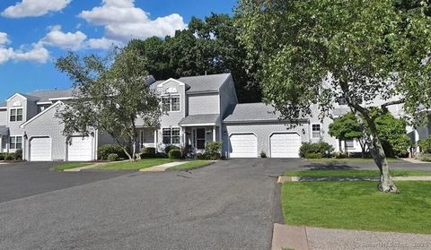 404 The Mews 404 Rocky Hill CT 06067