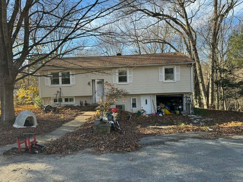 6 Elaine Street Bozrah CT 06334