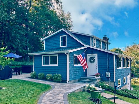 41 Candlewood Drive New Fairfield CT 06812