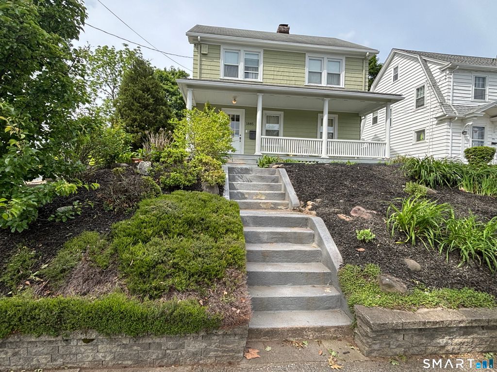 Photo of 1885 Chapel Street, New Haven, CT 06515 (MLS # 24180777)