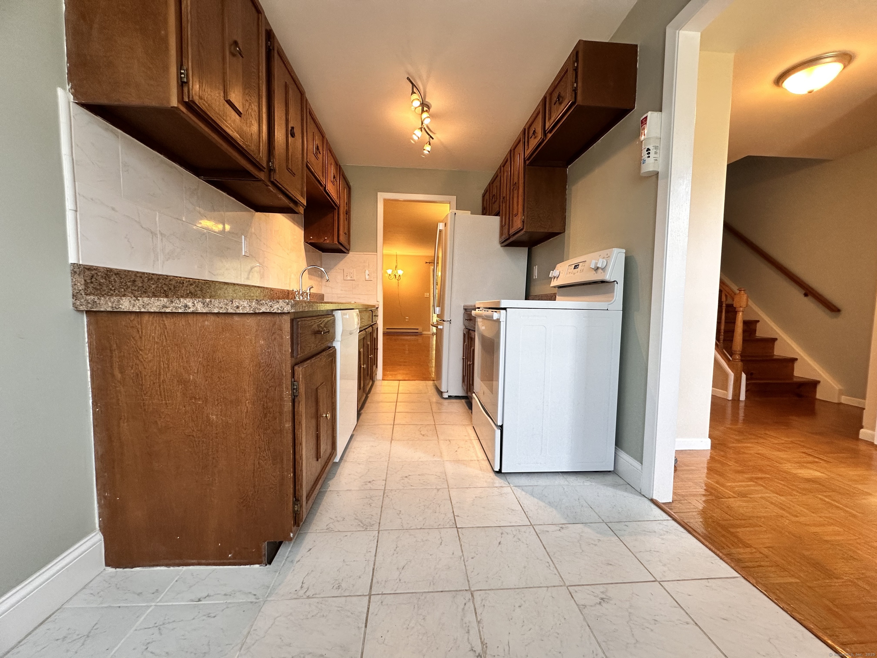 2 Briar Court #2, Cromwell, Connecticut image 6