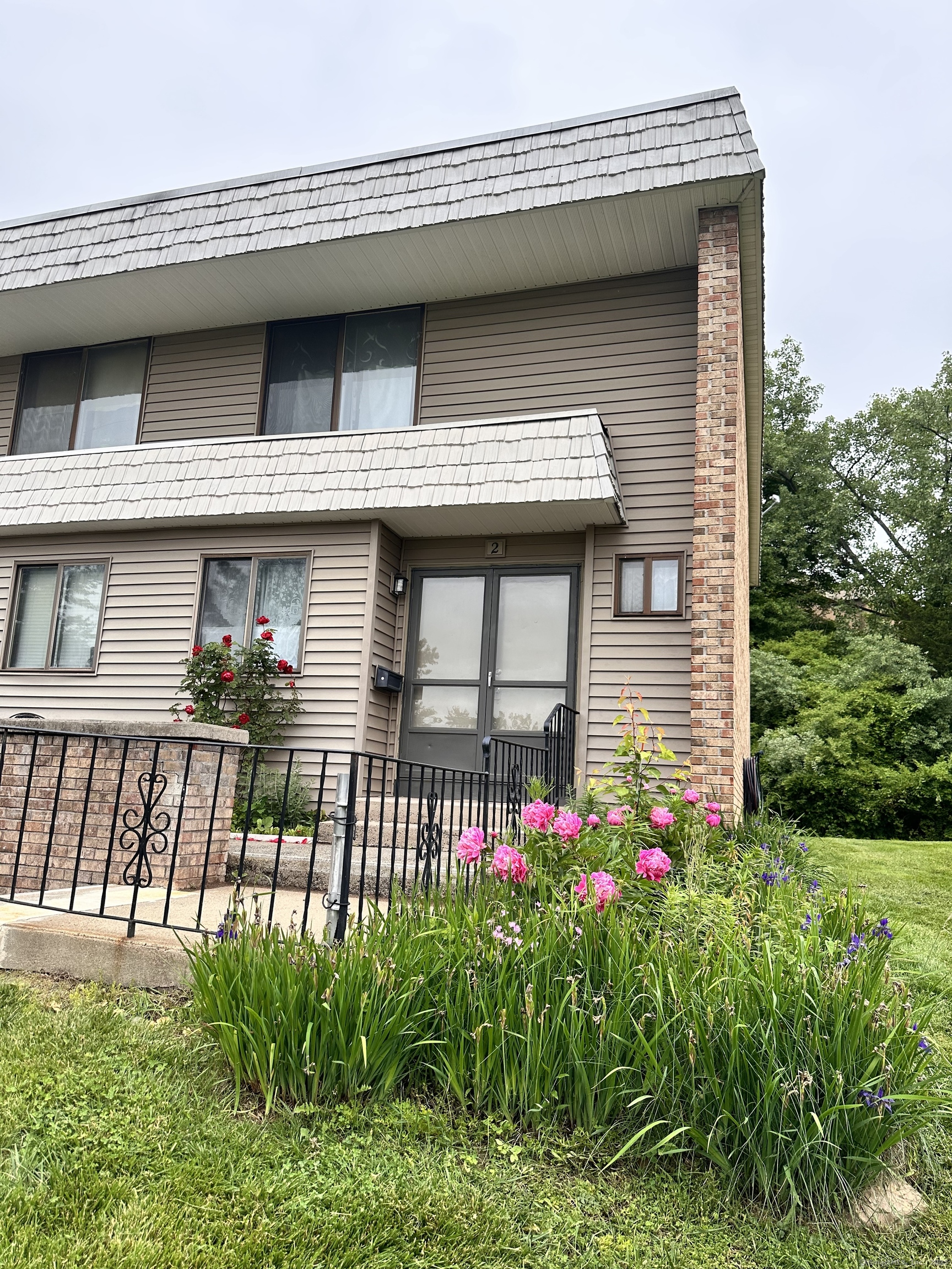 2 Briar Court #2, Cromwell, Connecticut image 1