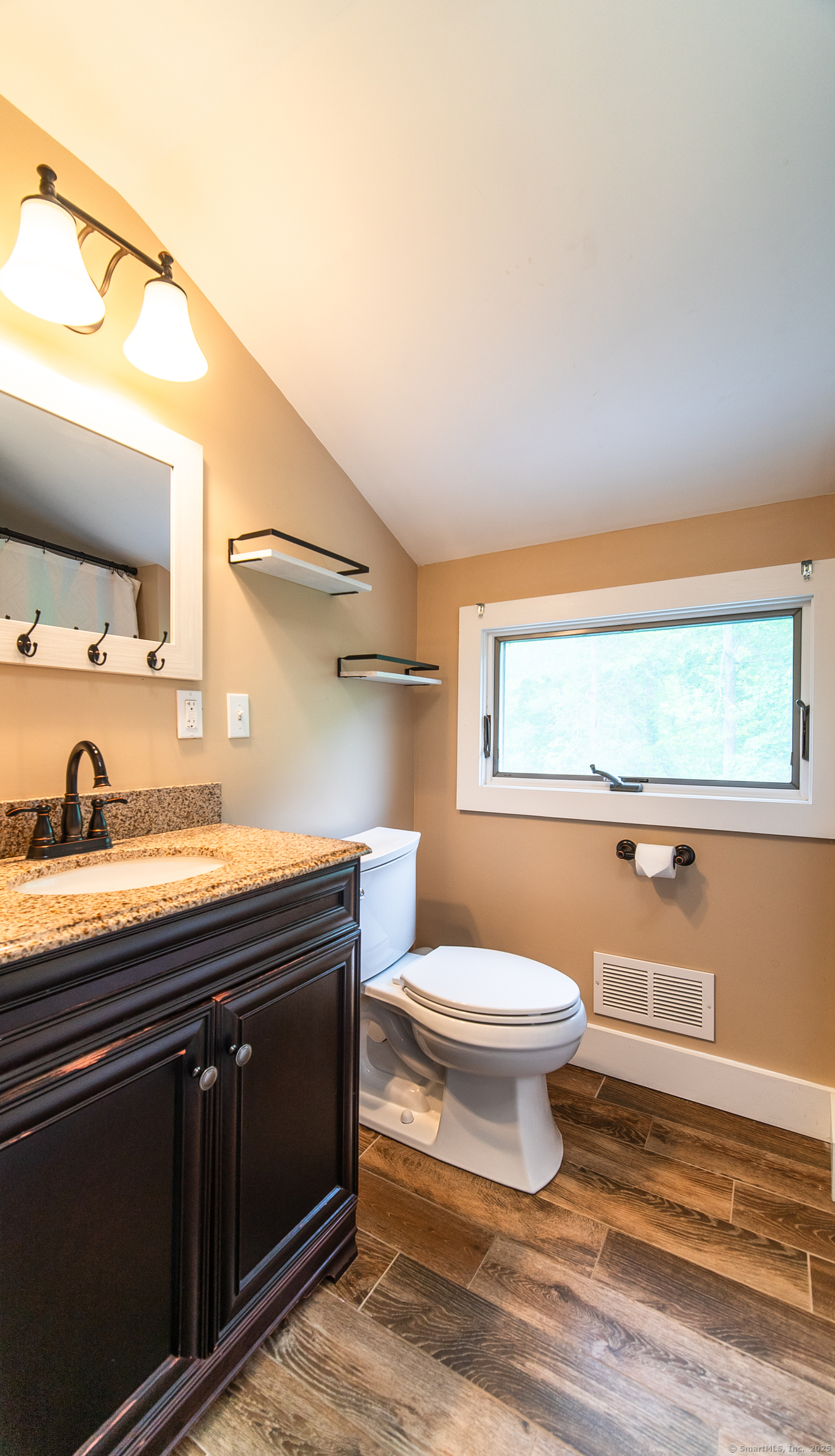 251 Forest Road, North Branford, Connecticut image 21