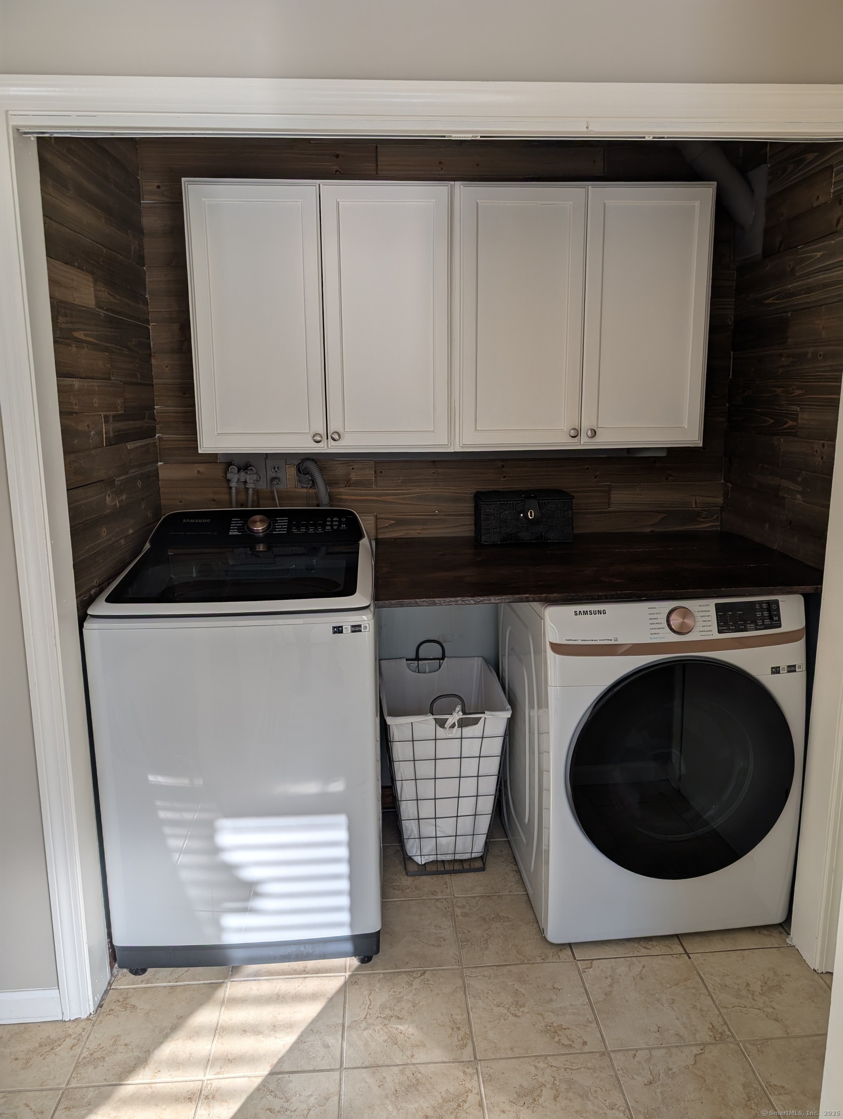 55 Pine Brook Court, Cheshire, Connecticut image 24