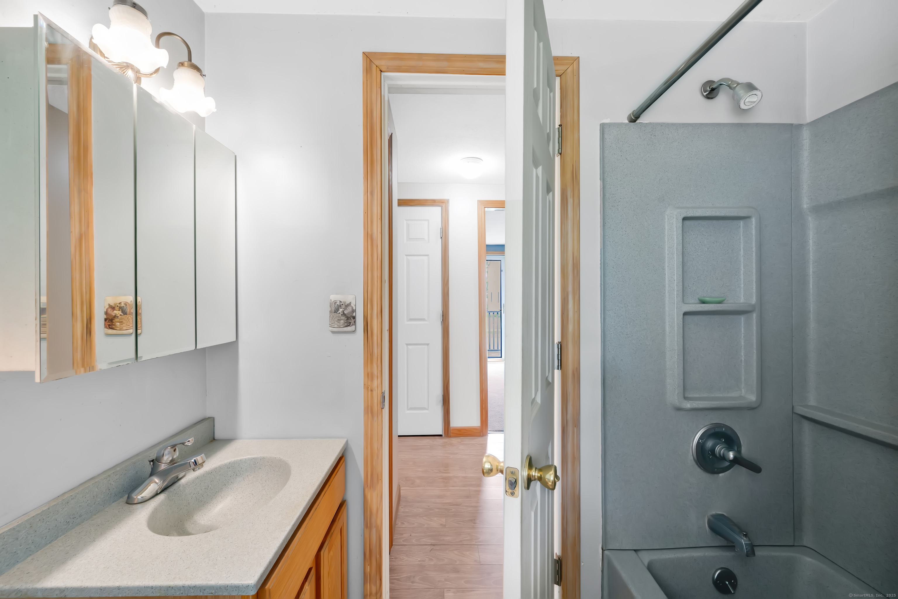 40 W View Drive, Enfield, Connecticut image 18