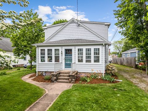 45 Harding Avenue Branford CT 06405