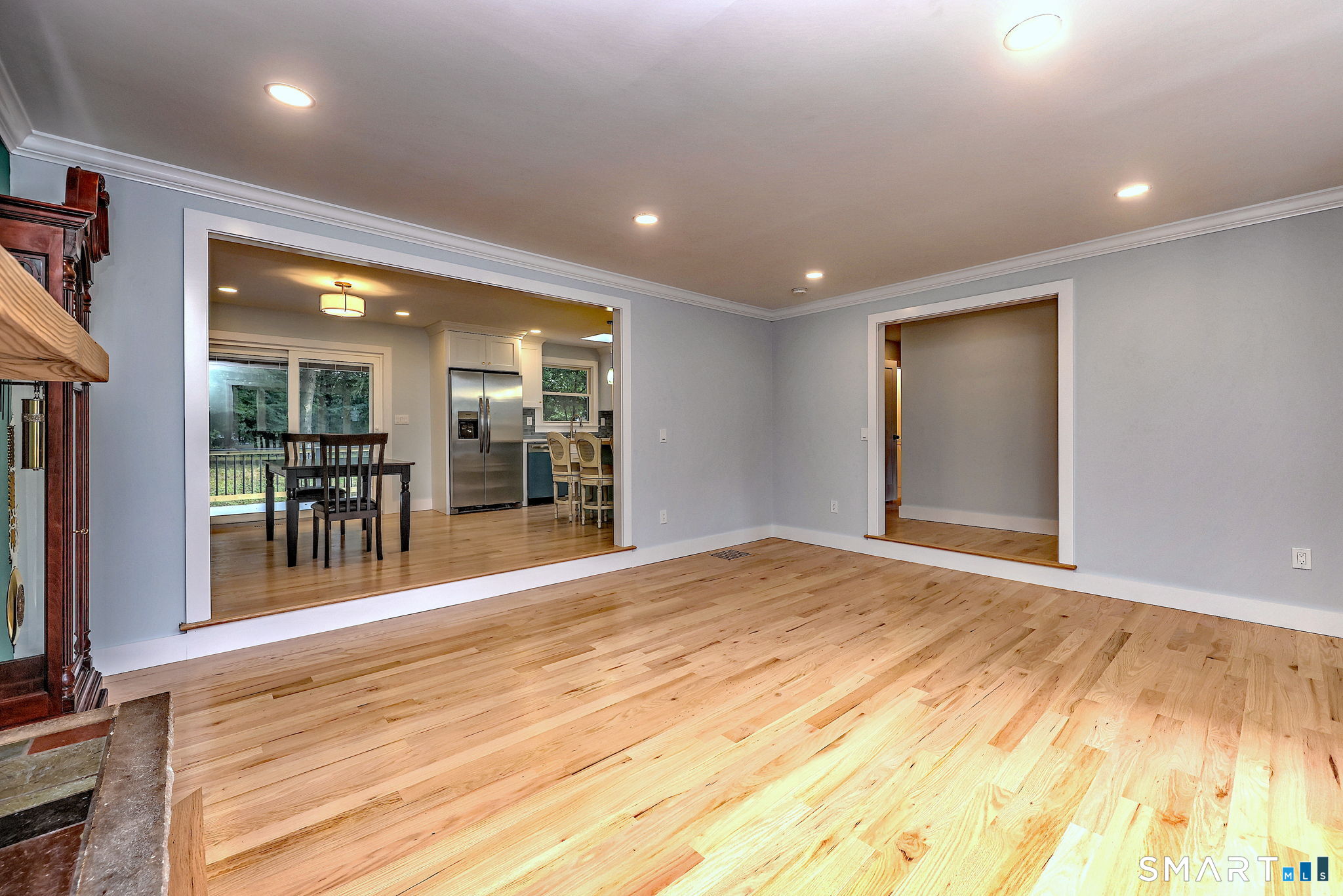 46 Forest Court North