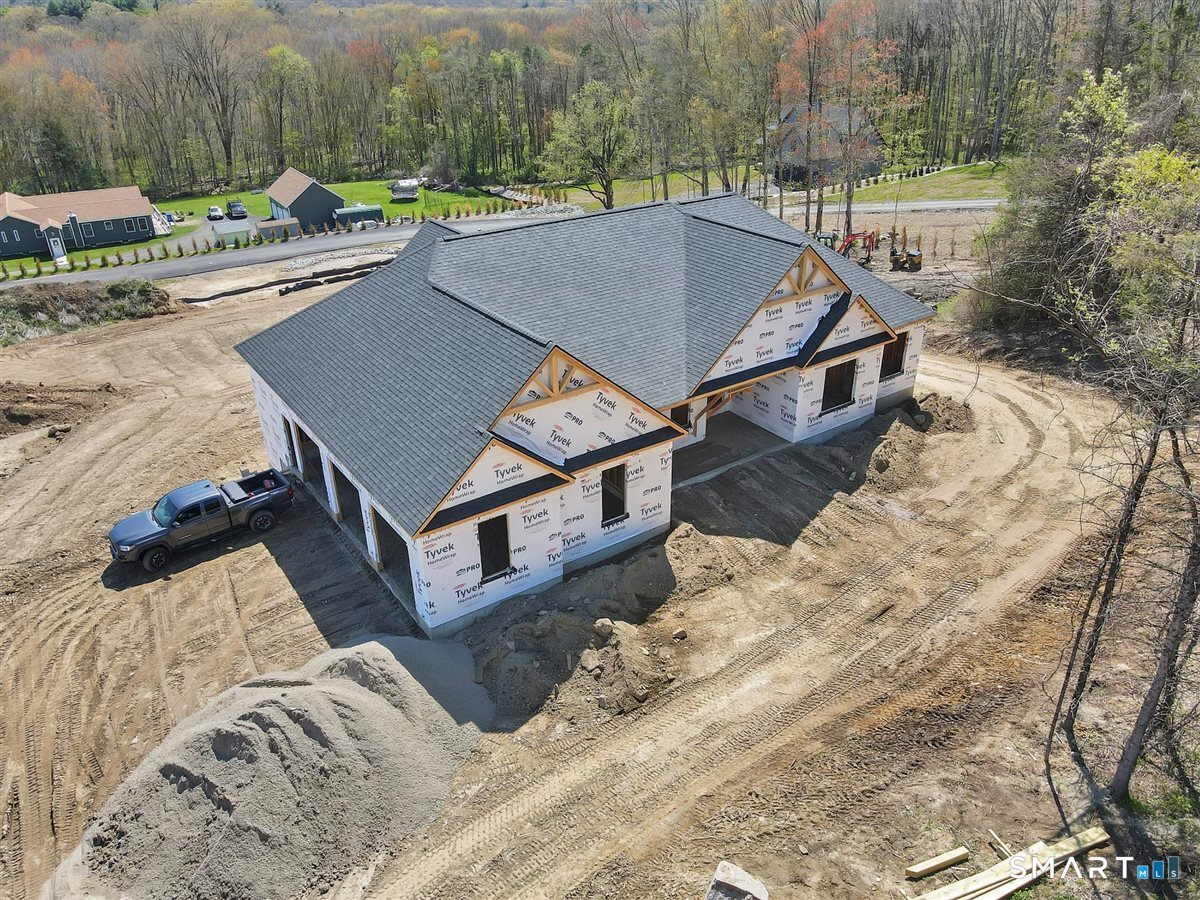 Lot 103 South Street Extension
