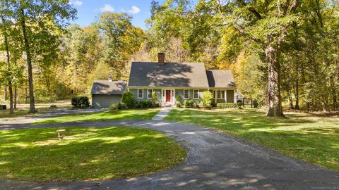 A home in Southbury