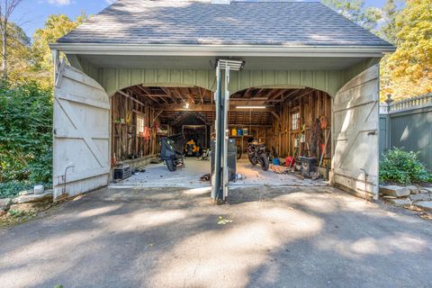 A home in Southbury