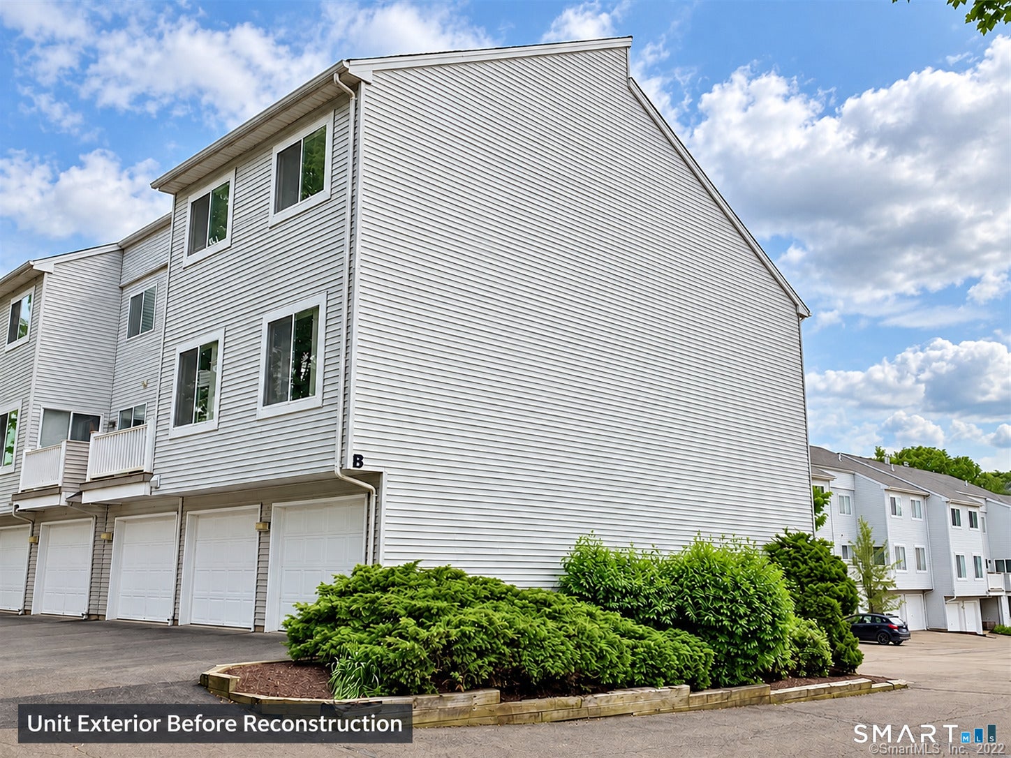 12 Staffordshire Commons Drive 12