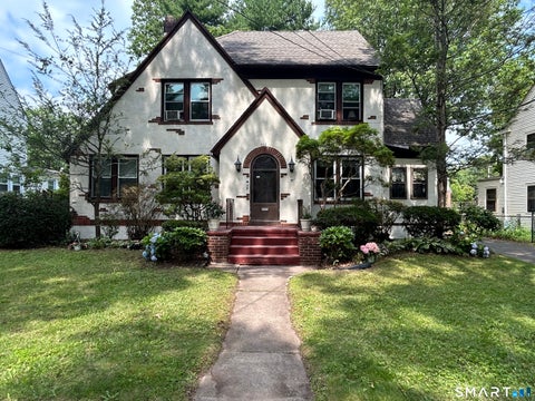 Photo of 114 Colony Road, New Haven, CT 06511 (MLS # 24191171)