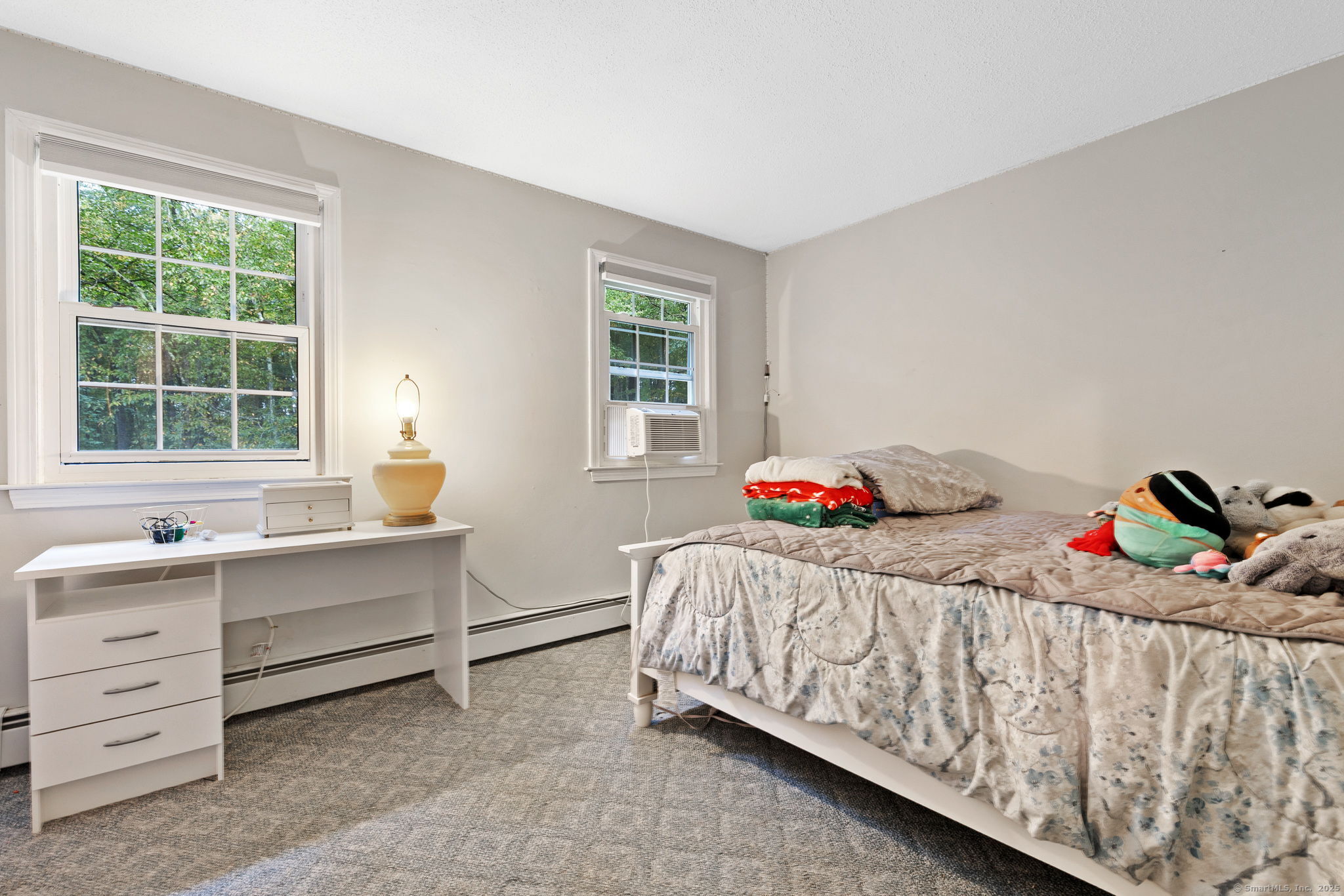 Marlborough, Connecticut 06447, United States, 4 Bedrooms Bedrooms, ,3 BathroomsBathrooms,Residential,Pending,216446