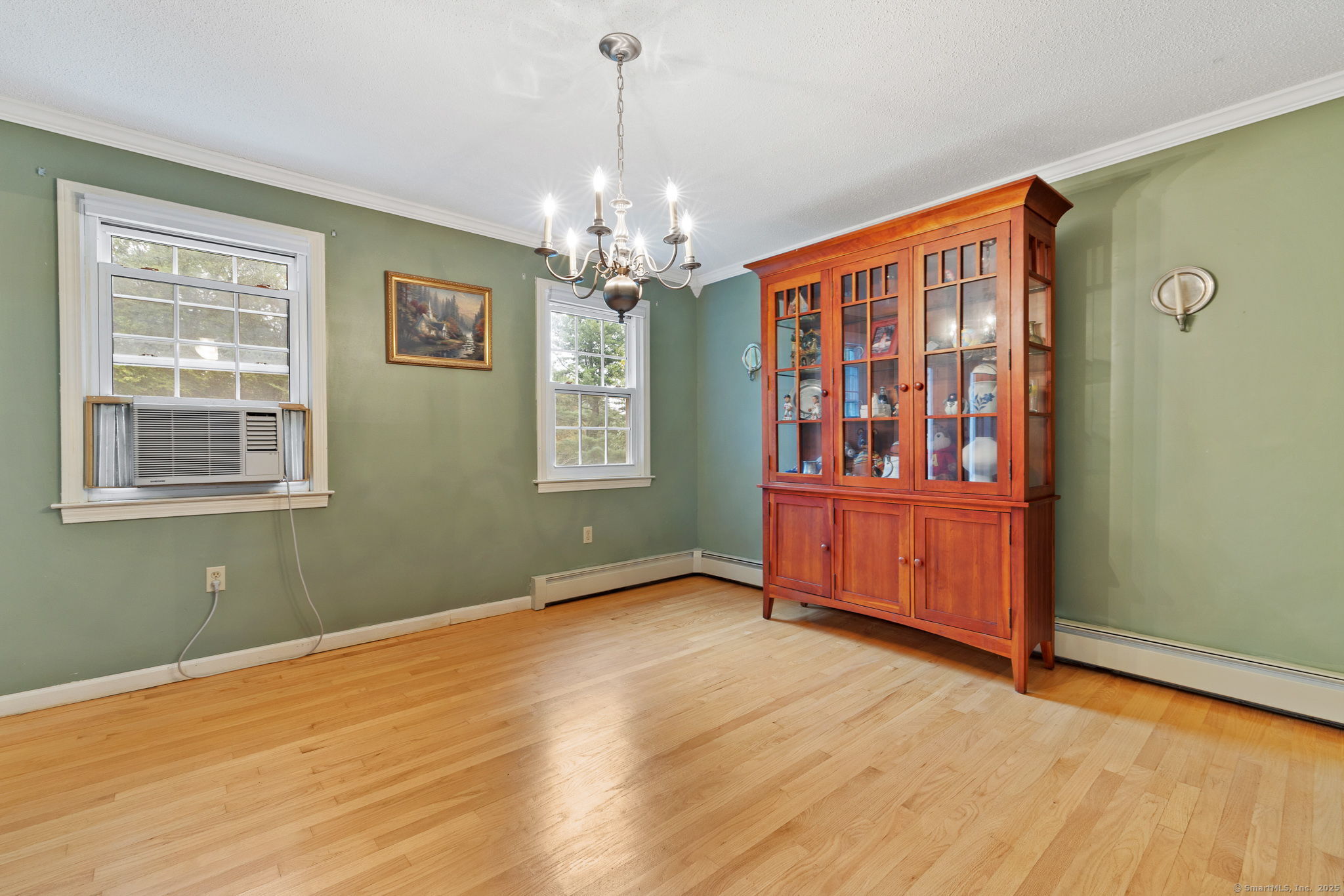 Marlborough, Connecticut 06447, United States, 4 Bedrooms Bedrooms, ,3 BathroomsBathrooms,Residential,Pending,216446