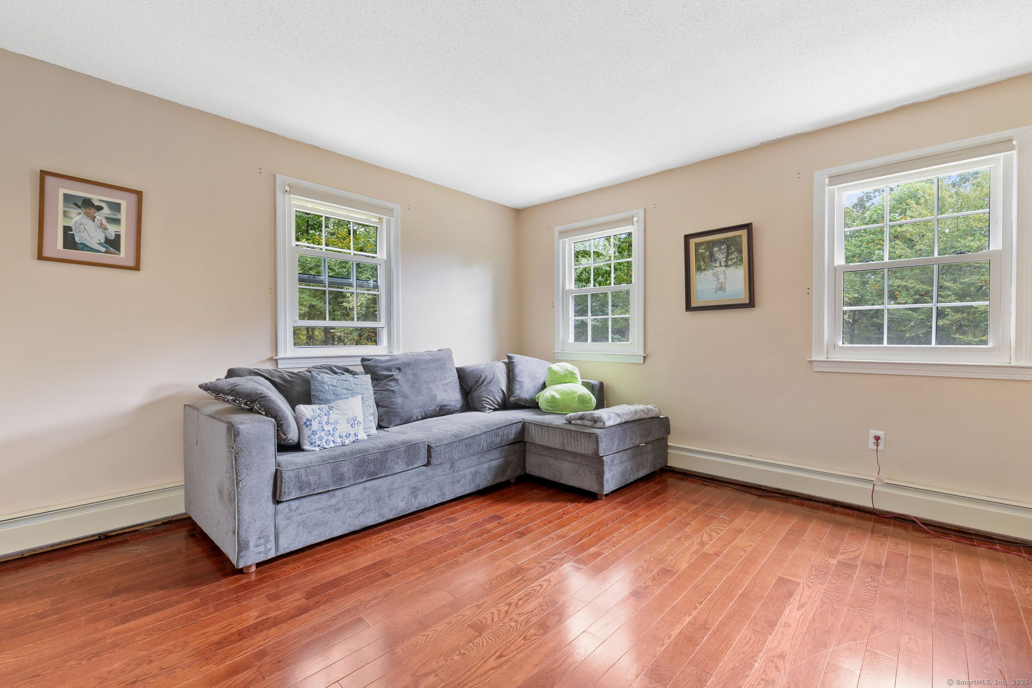 Marlborough, Connecticut 06447, United States, 4 Bedrooms Bedrooms, ,3 BathroomsBathrooms,Residential,Pending,216446