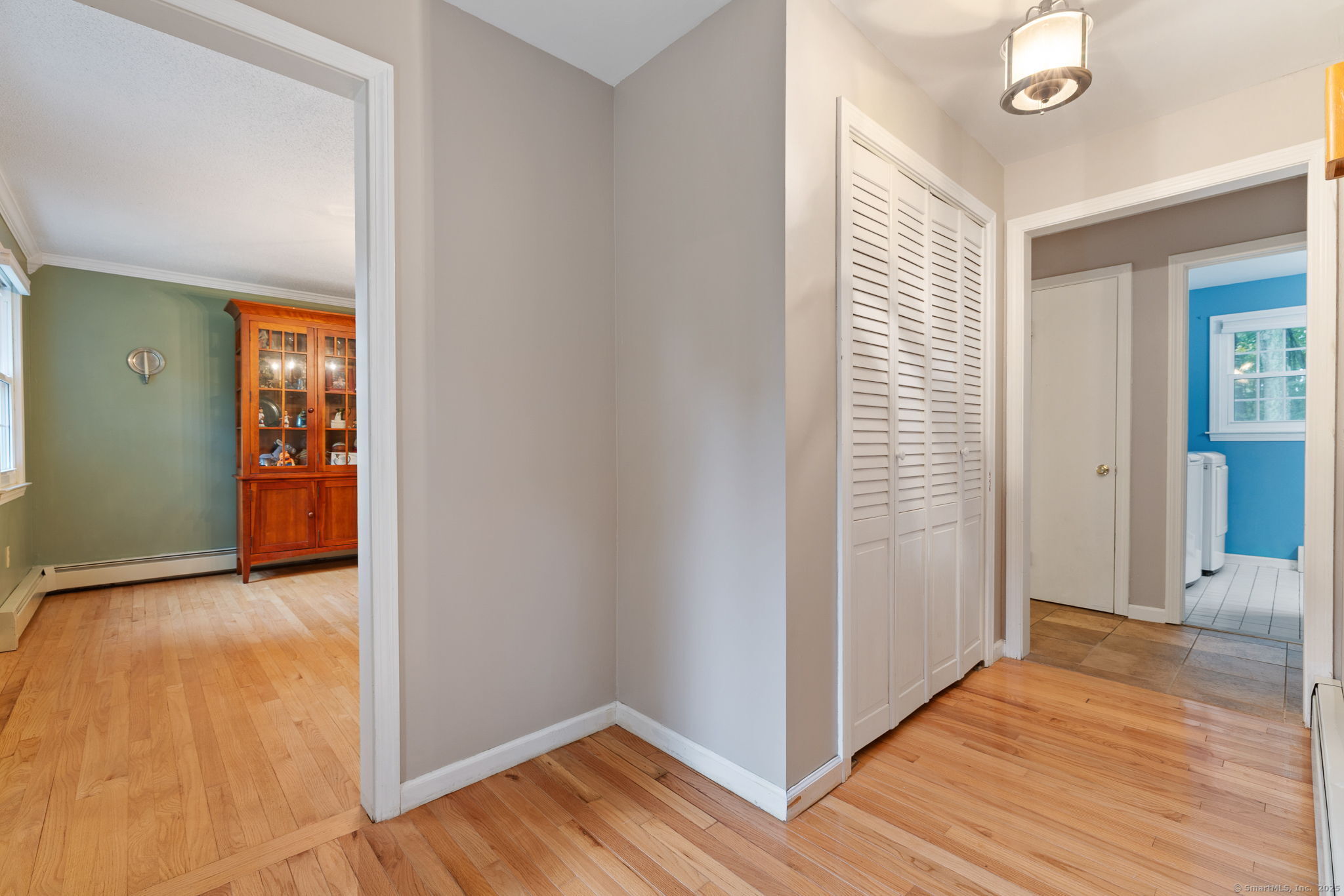 Marlborough, Connecticut 06447, United States, 4 Bedrooms Bedrooms, ,3 BathroomsBathrooms,Residential,Pending,216446