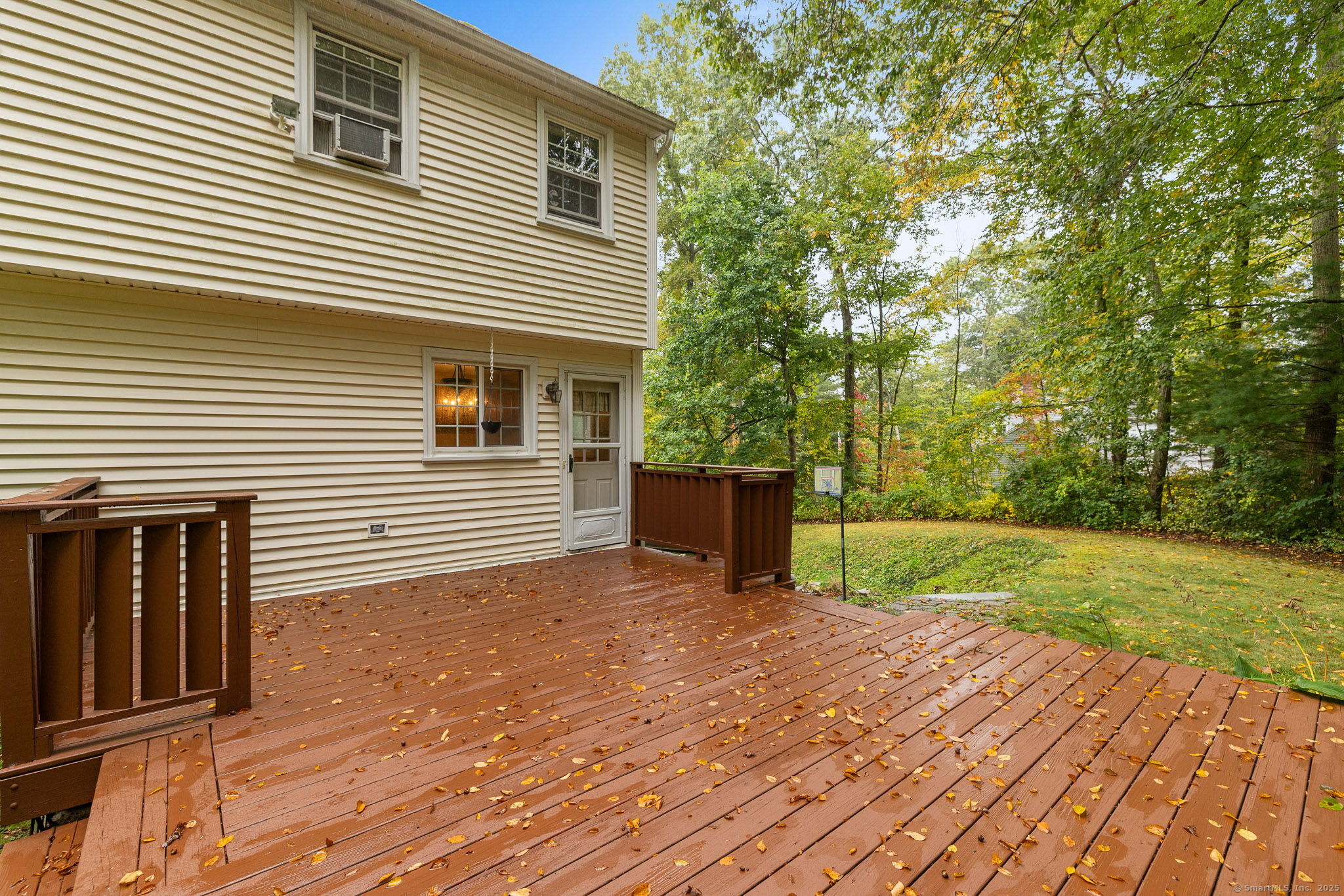 Marlborough, Connecticut 06447, United States, 4 Bedrooms Bedrooms, ,3 BathroomsBathrooms,Residential,Pending,216446