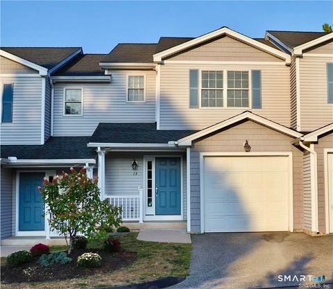 Photo of 15 Gianna Drive #15, Manchester, CT 06042 (MLS # 24153451)