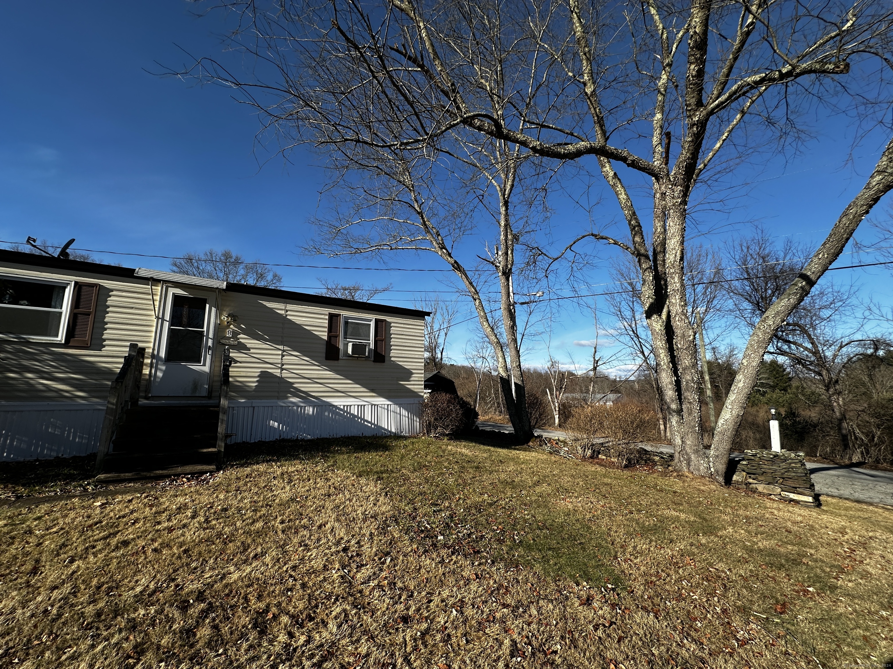 8 Sunshine Terrace, Thompson, Connecticut image 28