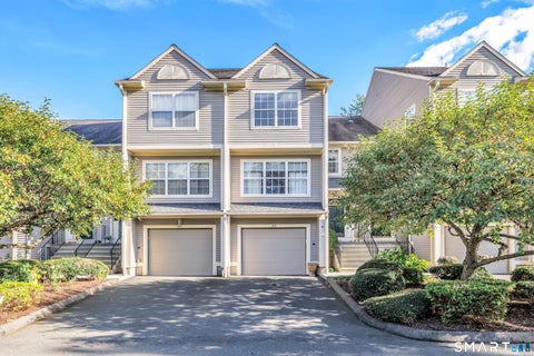 Photo of 213 Algonquin Trail #213, Trumbull, CT 06611 (MLS # 24209205)