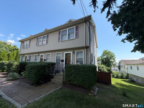 Photo of 612 Black Rock Turnpike #612, Fairfield, CT 06825 (MLS # 24200097)