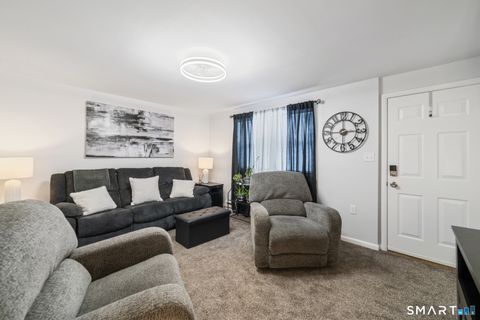 Tiny photo for 1081 New Haven Road #APT 6G, Naugatuck, CT 06770 (MLS # 24155779)