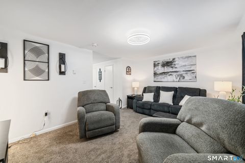 Tiny photo for 1081 New Haven Road #APT 6G, Naugatuck, CT 06770 (MLS # 24155779)