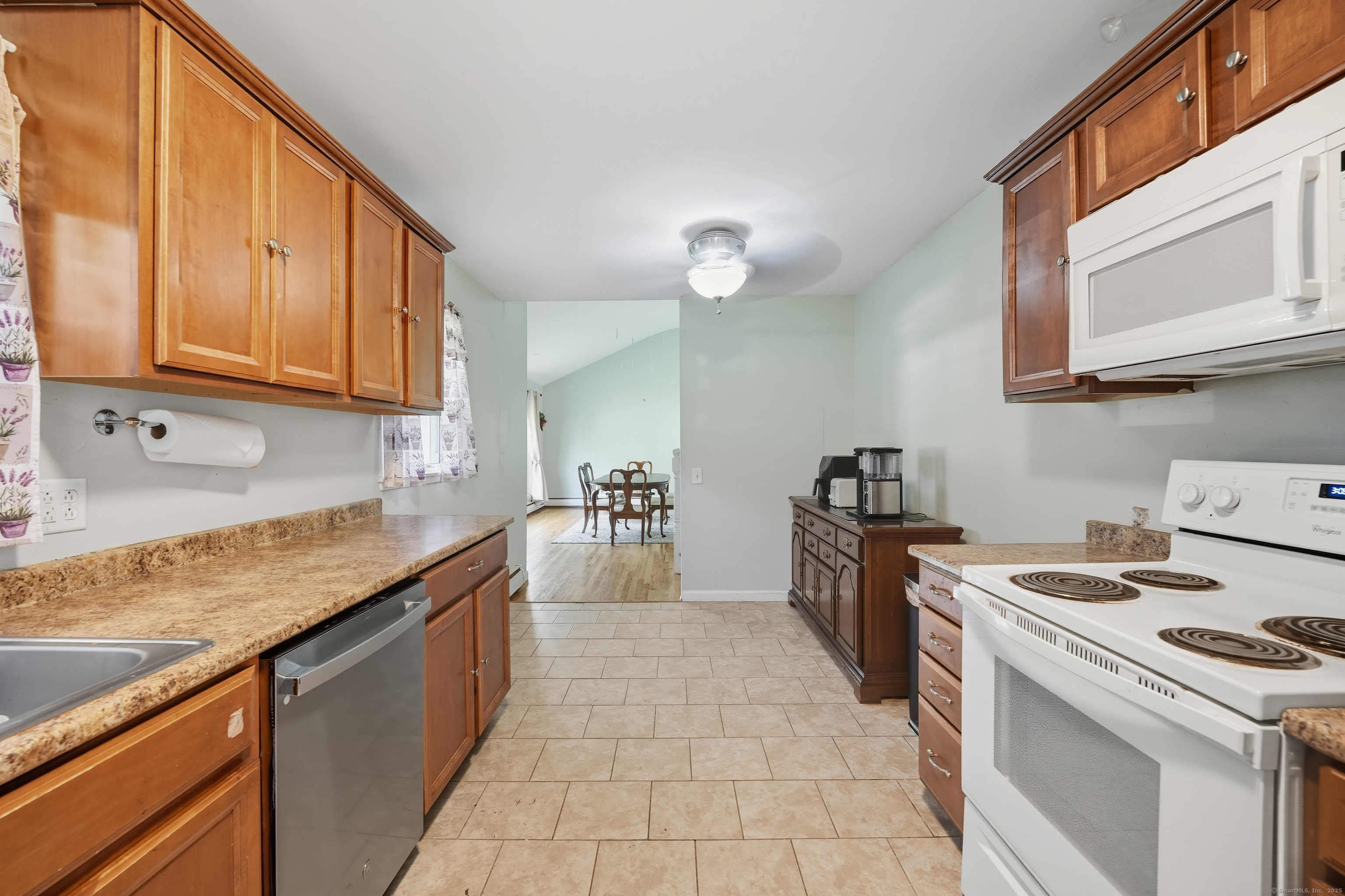 Enfield, Connecticut 06082, United States, 4 Bedrooms Bedrooms, ,2 BathroomsBathrooms,Residential,Coming Soon,218697