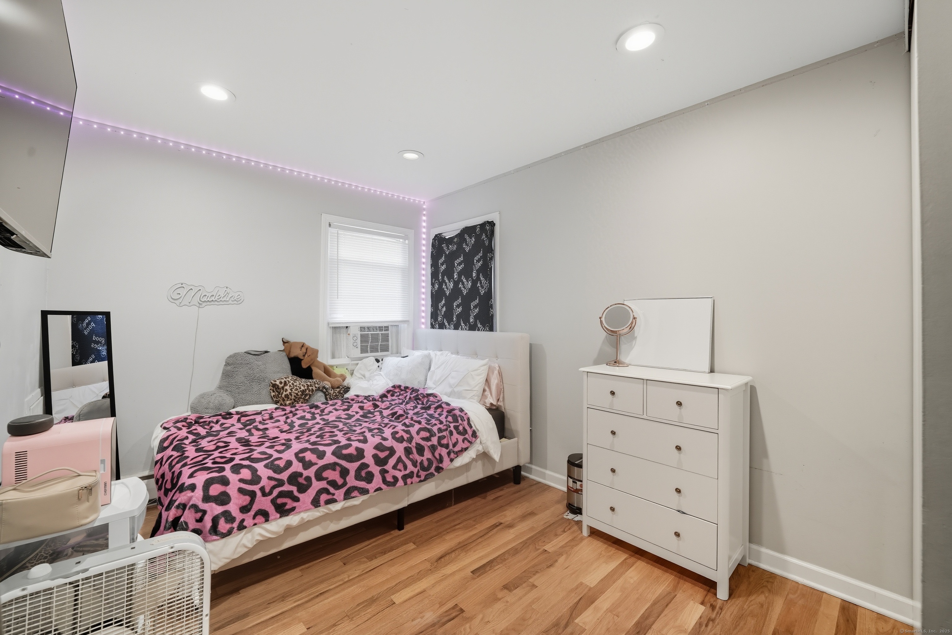 Enfield, Connecticut 06082, United States, 4 Bedrooms Bedrooms, ,2 BathroomsBathrooms,Residential,Coming Soon,218697