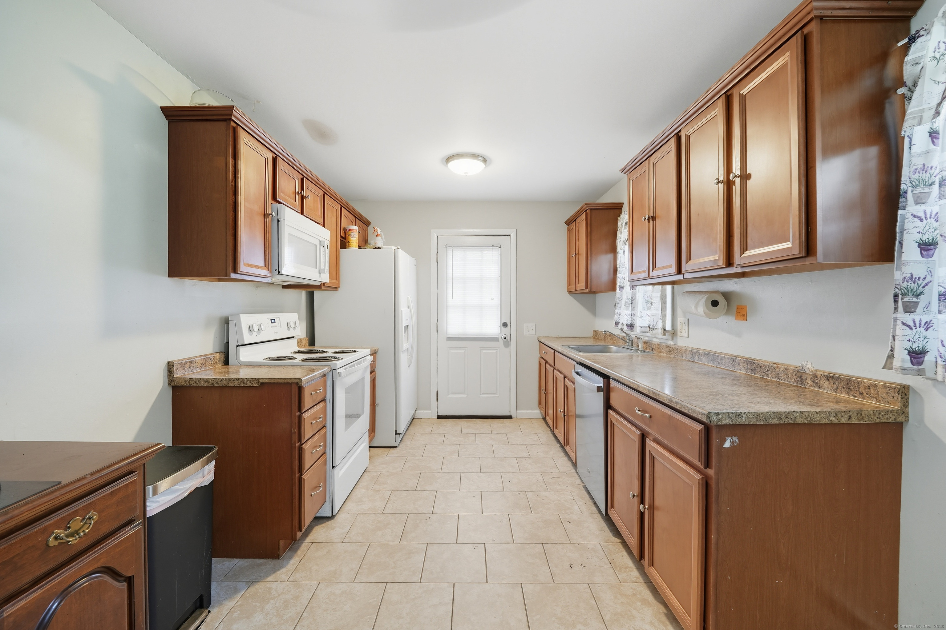 Enfield, Connecticut 06082, United States, 4 Bedrooms Bedrooms, ,2 BathroomsBathrooms,Residential,Coming Soon,218697