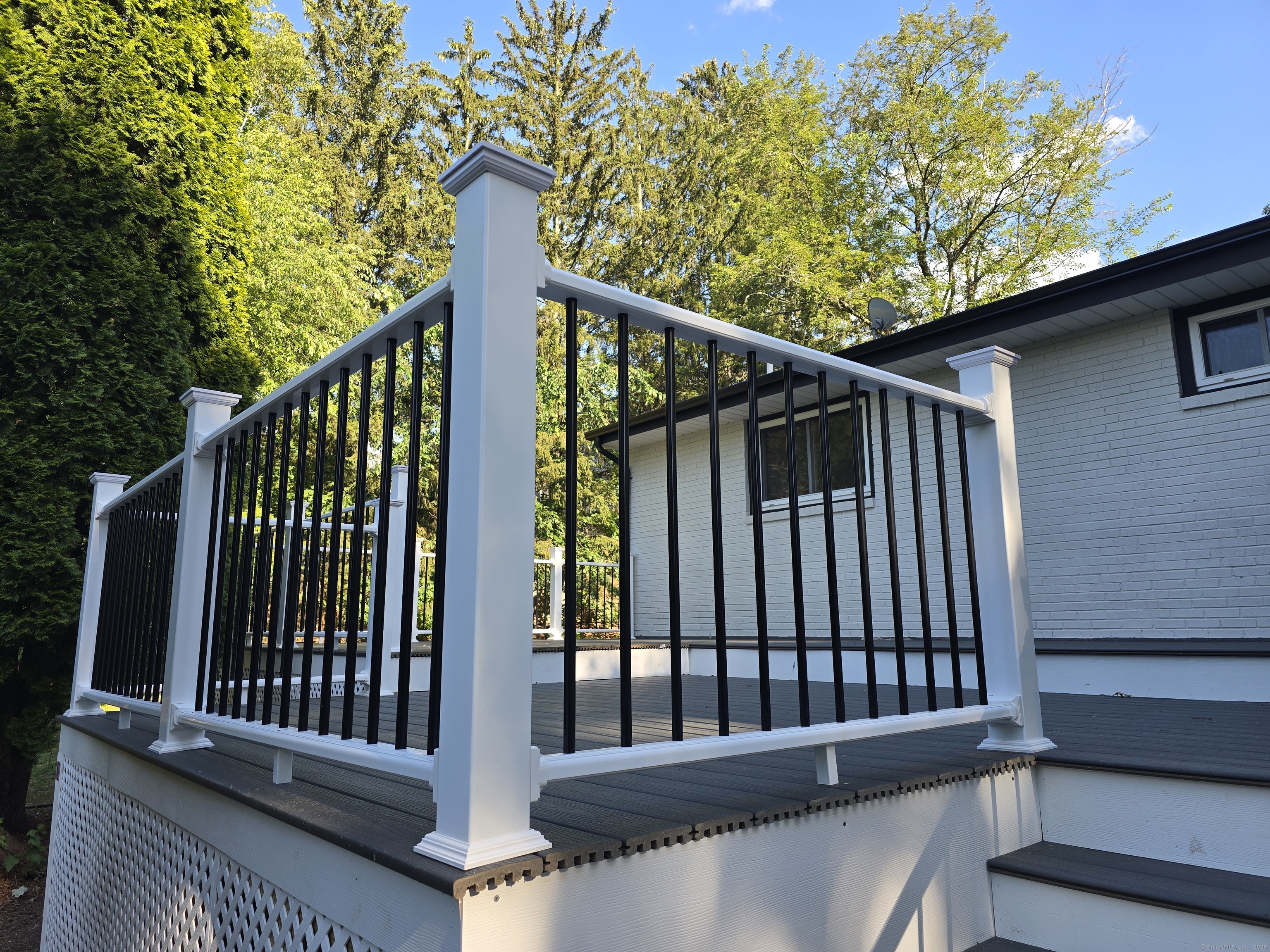 South Windsor, Connecticut 06074, United States, 3 Bedrooms Bedrooms, ,2 BathroomsBathrooms,Residential,Coming Soon,160012