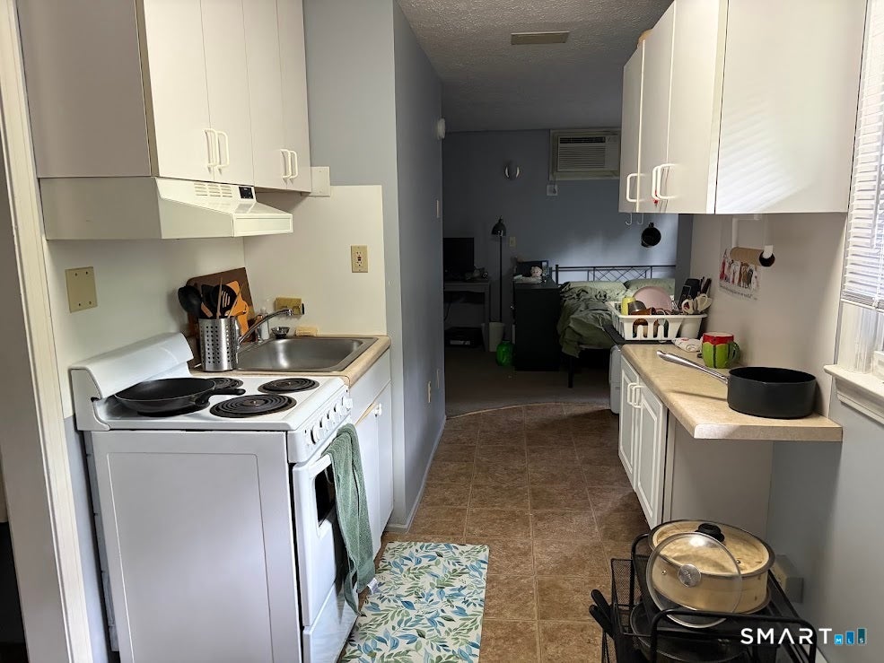 4 Loveland Hill Road I6