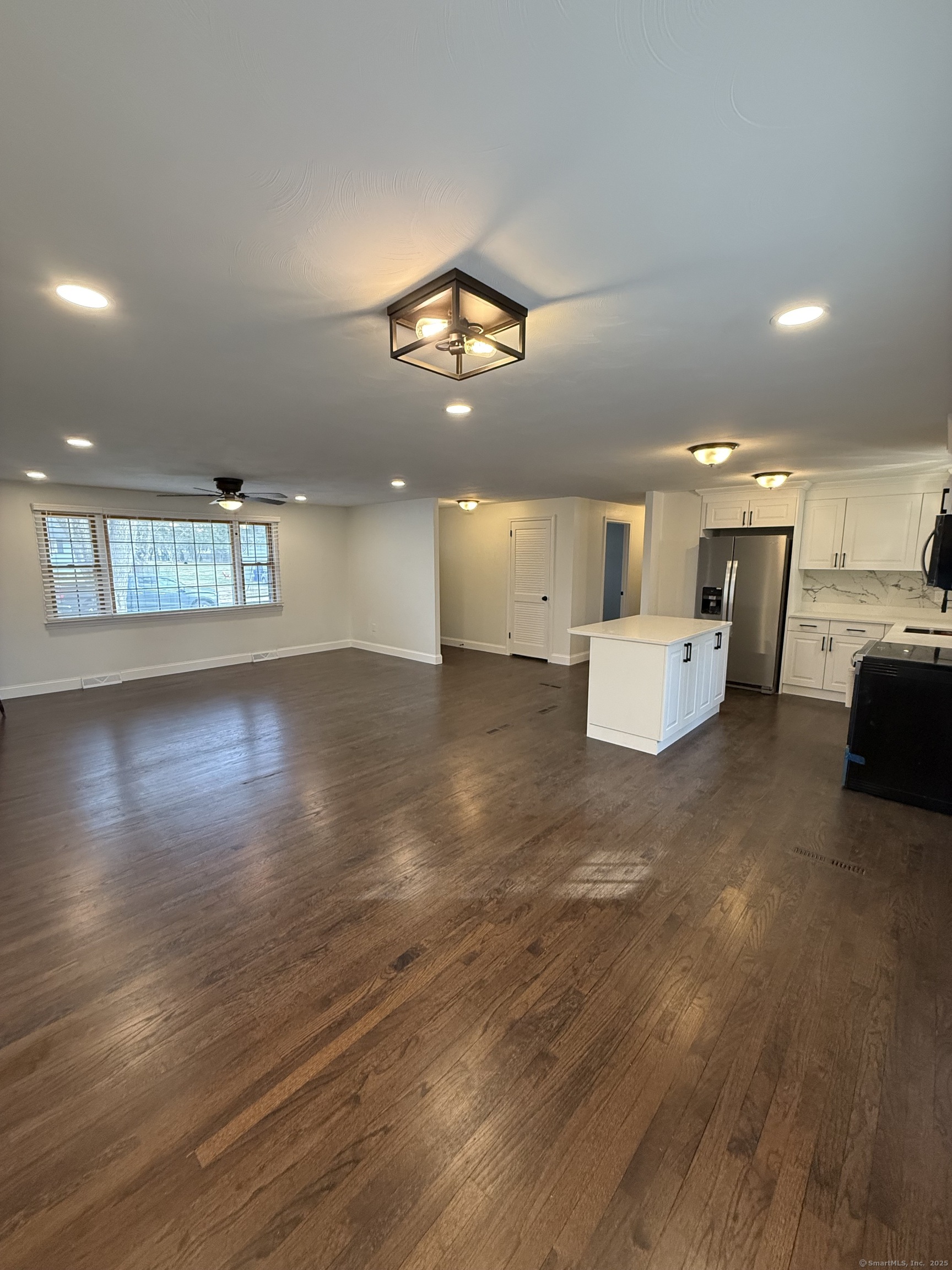 90 Diane Drive, South Windsor, Connecticut image 3