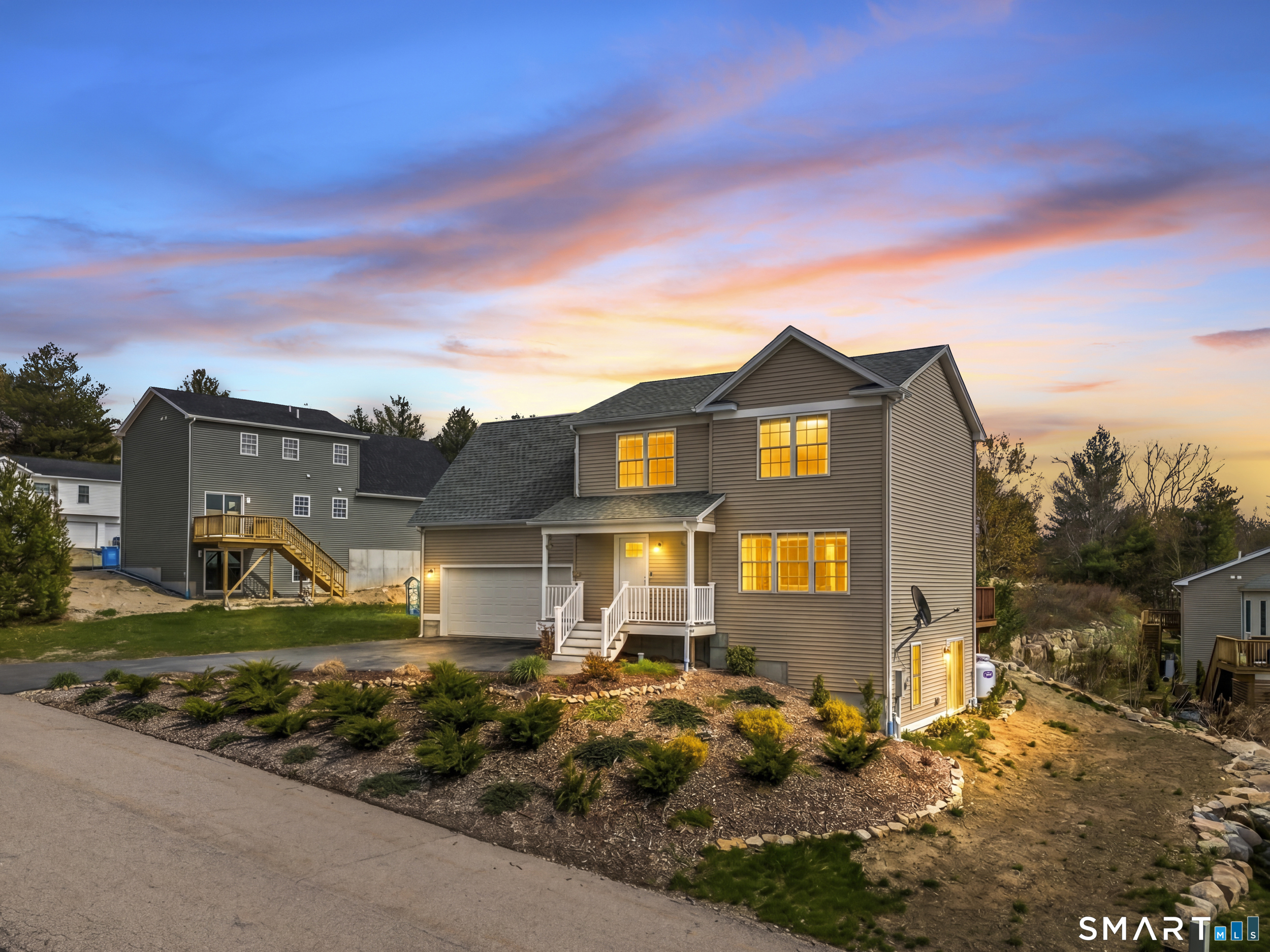 25 Sterling Ridge Lane