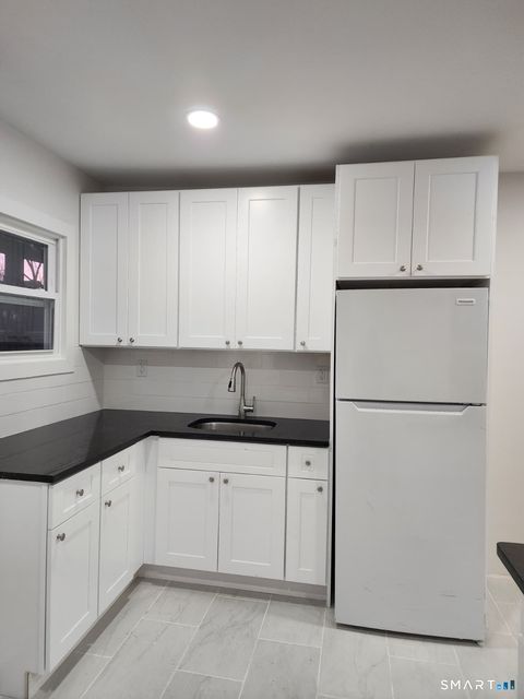 Photo of 23 King Street #1st Floor, Hartford, CT 06114 (MLS # 24145506)