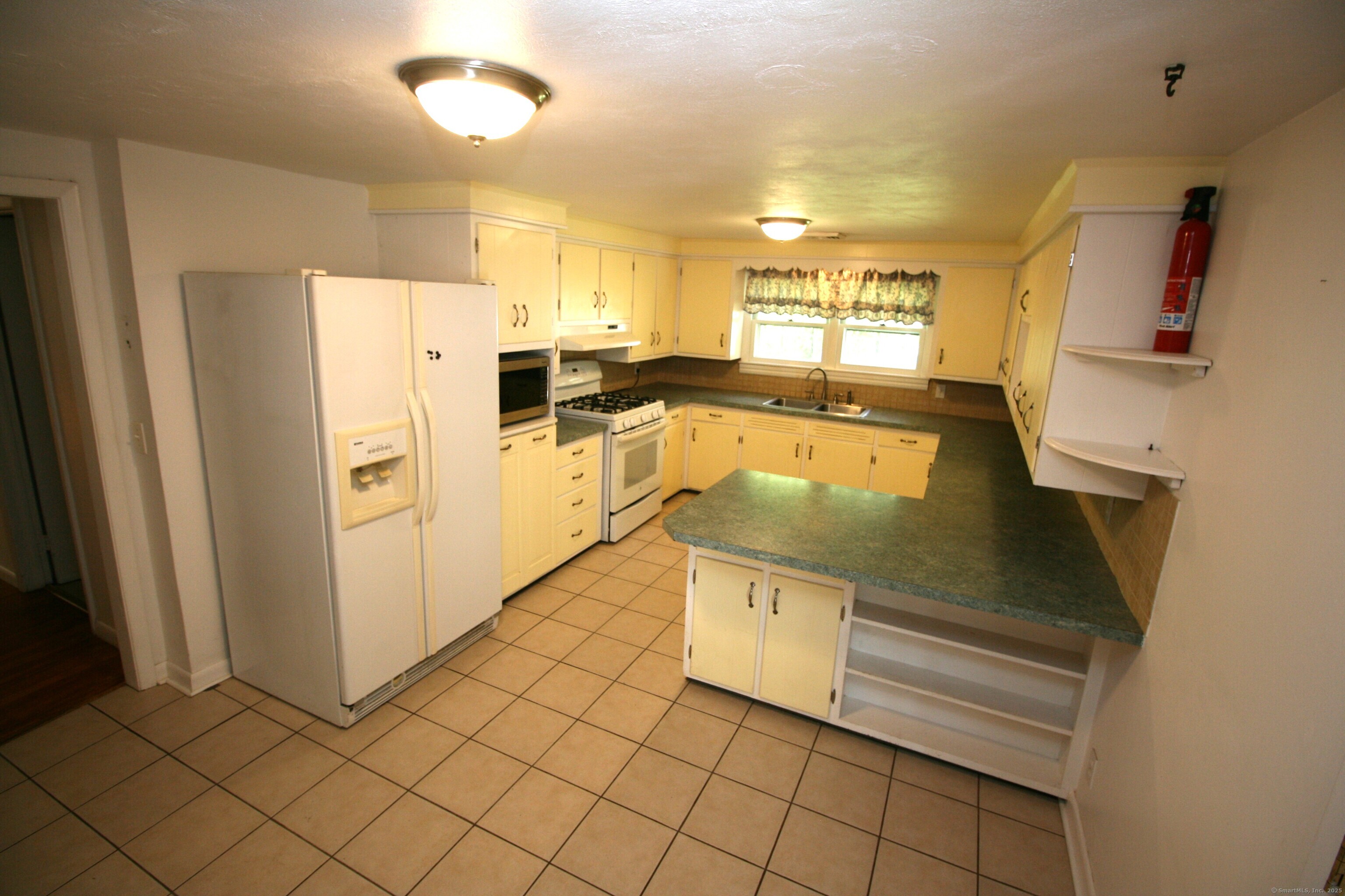 1463 Torringford West Street, Torrington, Connecticut image 15
