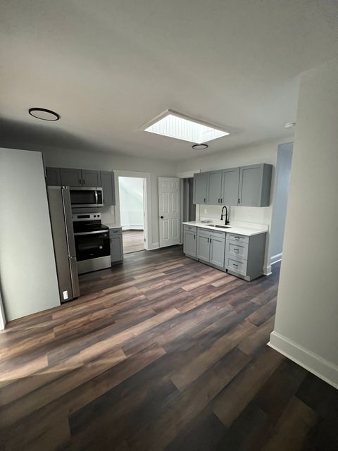 Tiny photo for 185 Maple Street #3, New Britain, CT 06051 (MLS # 24138616)