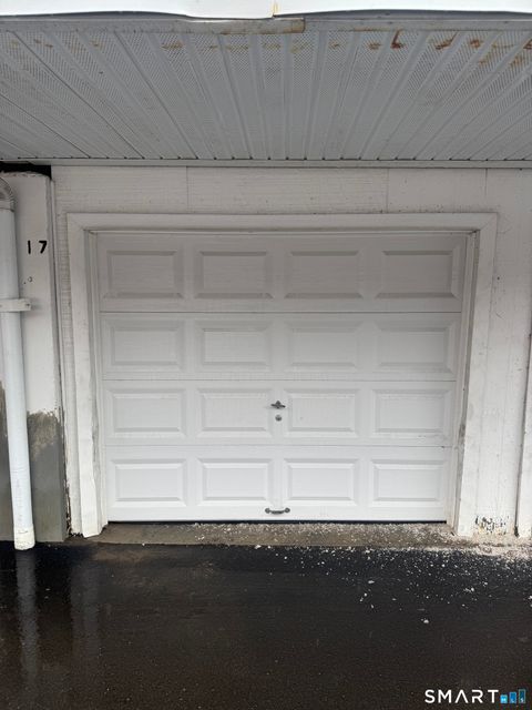 Tiny photo for 4 Warwick Street #APT 17, New Haven, CT 06513 (MLS # 24157976)