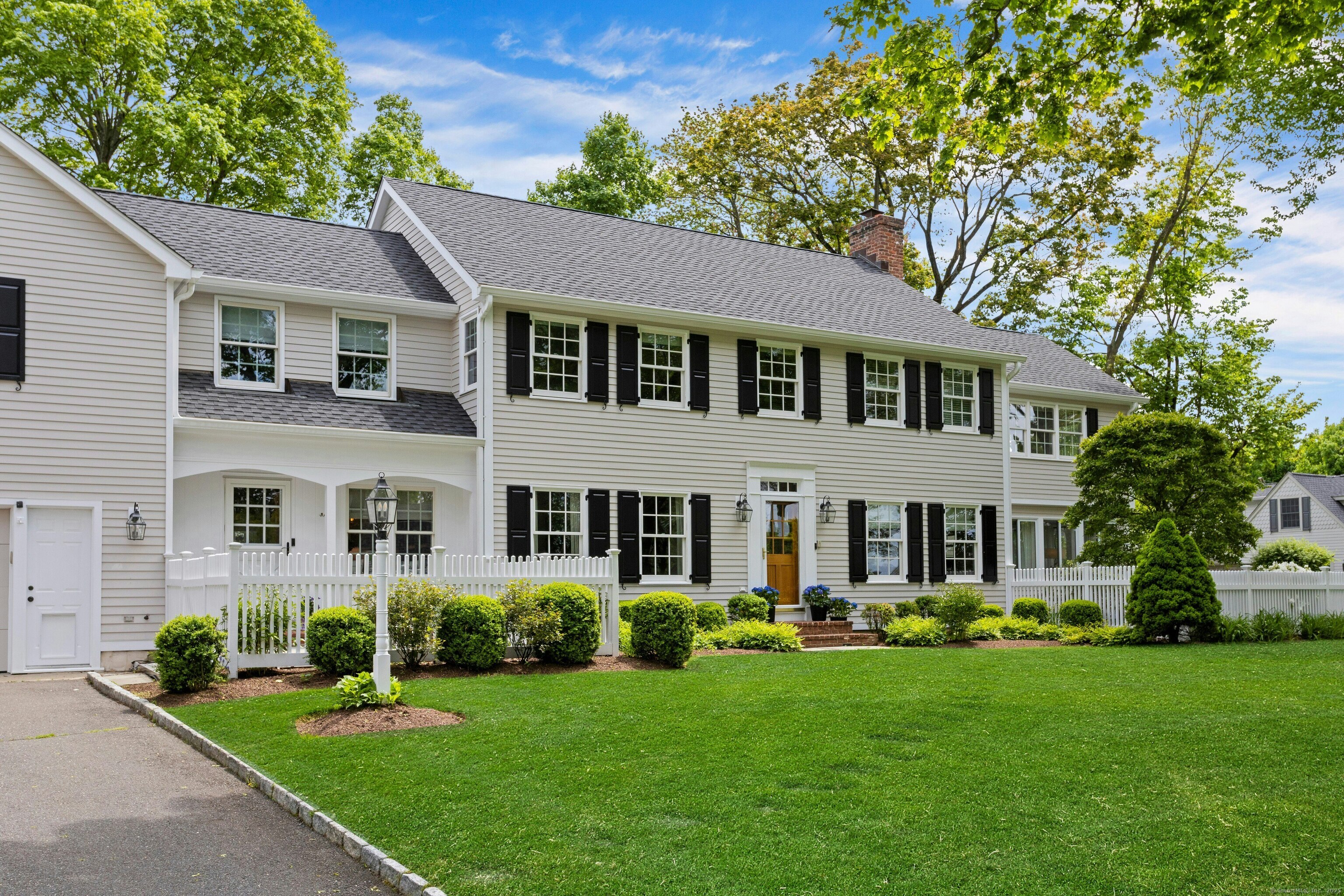 16 Lighthouse Way, Darien, Connecticut image 2