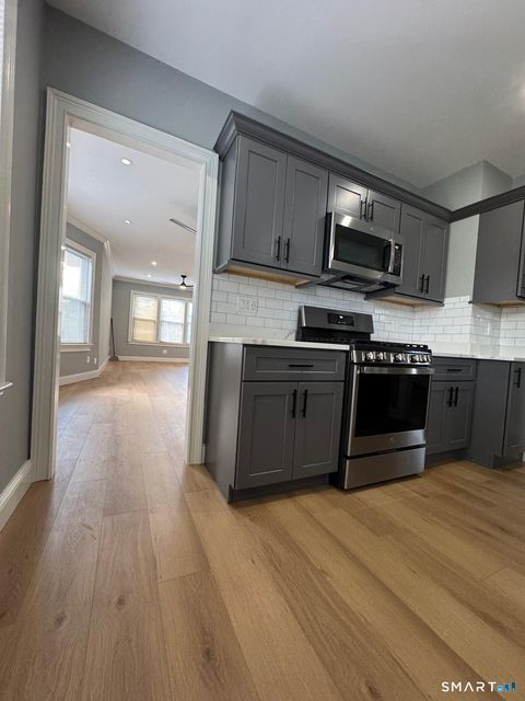 Tiny photo for 162 Fox Street #2nd, Bridgeport, CT 06605 (MLS # 24157839)