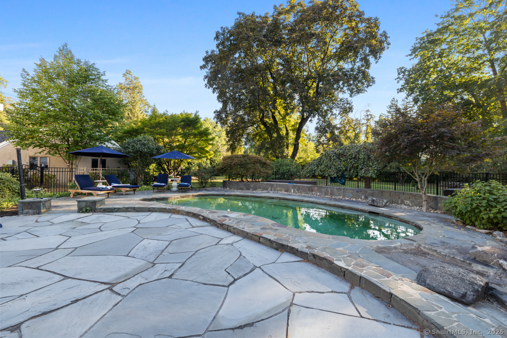 93 East Meadow Road