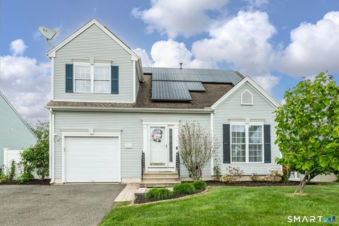 Photo of 36 Primrose Lane #36, Suffield, CT 06078 (MLS # 24175930)