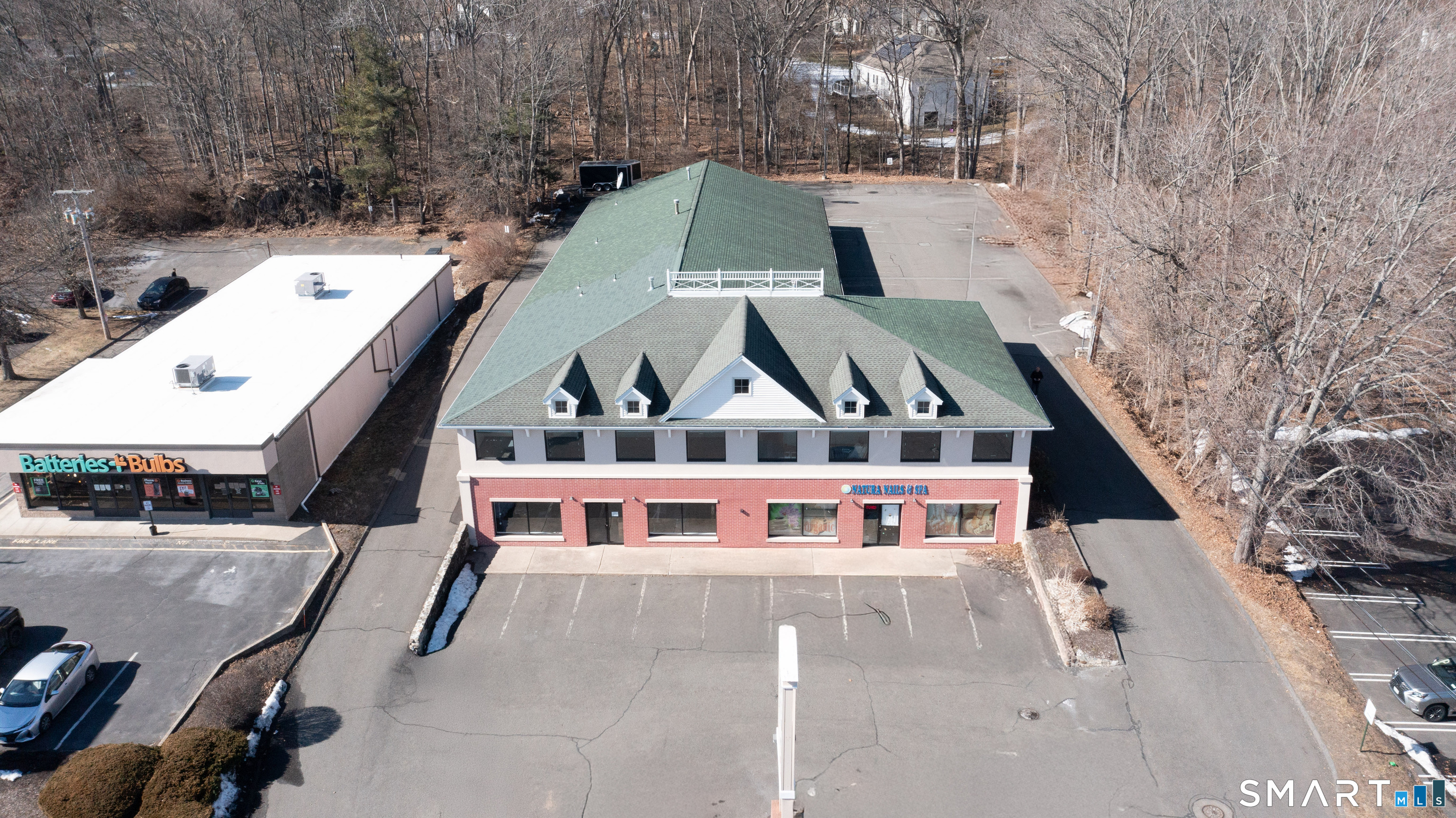 477 Boston Post Road 2E