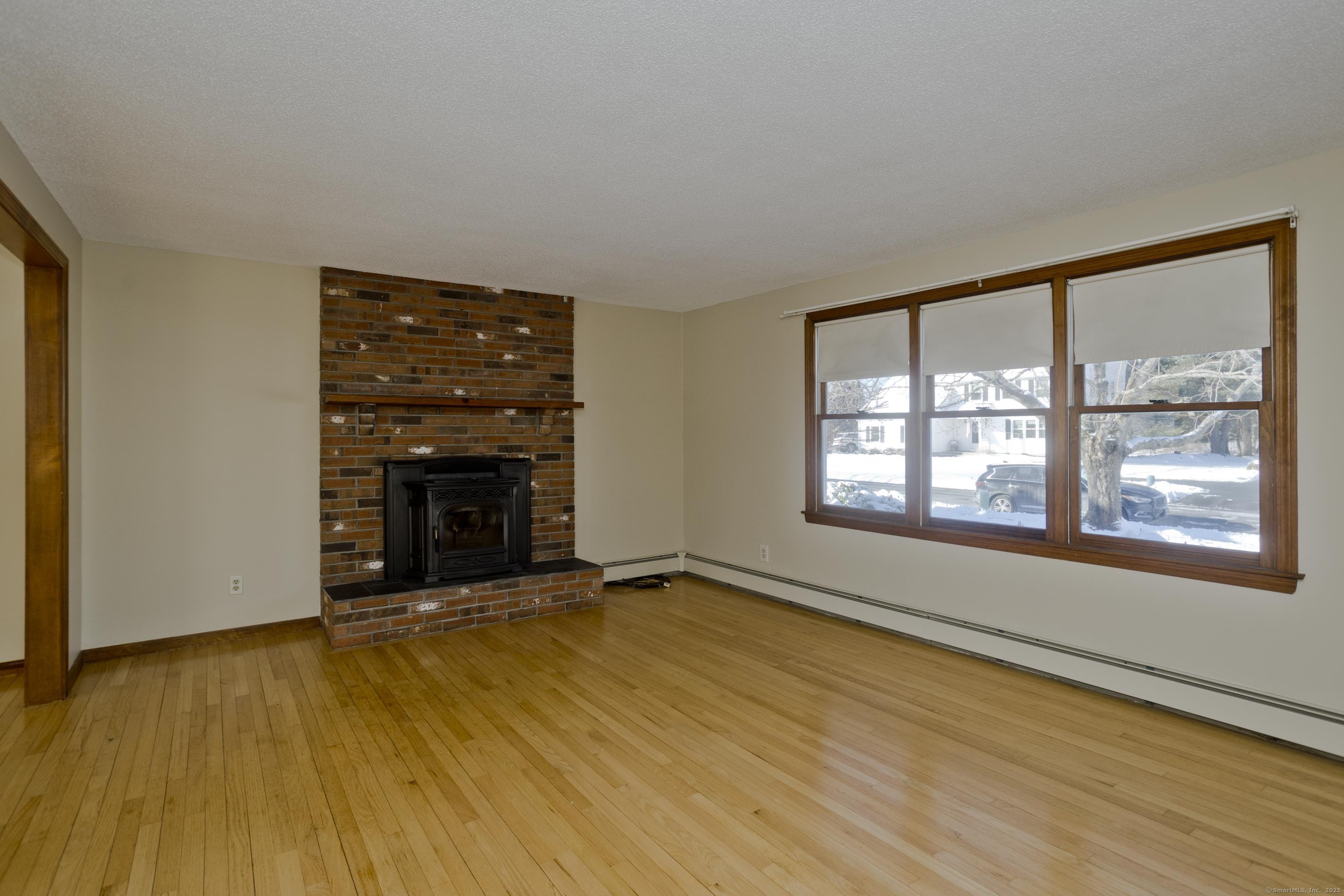 53 Spruceland Road, Enfield, Connecticut image 4