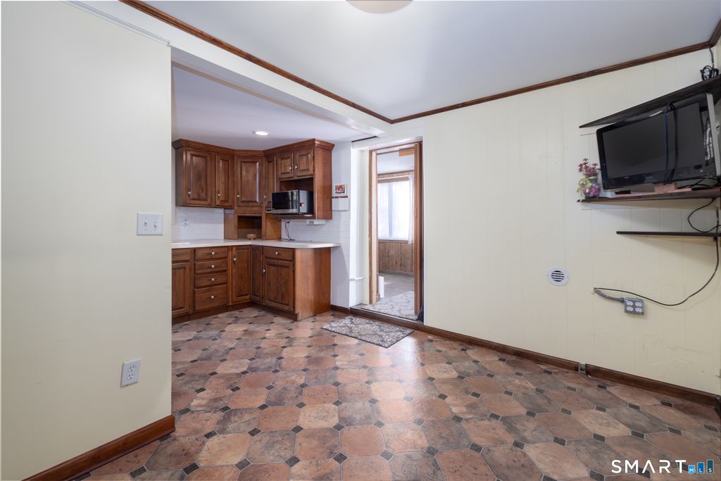Photo of 41 Chester Avenue, Waterbury, CT 06704 (MLS # 24174862)