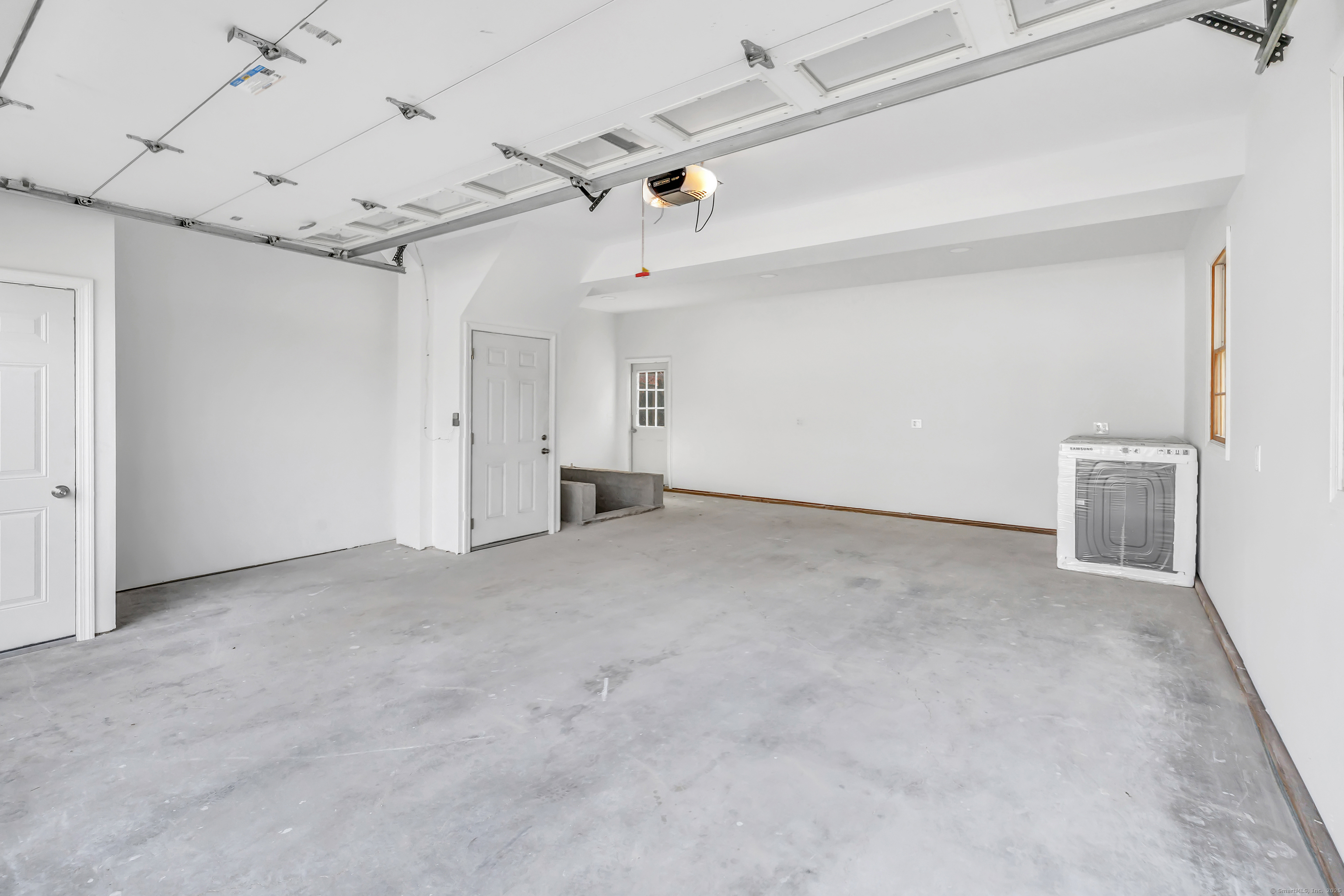 40 Beecher Avenue, Shelton, Connecticut image 38