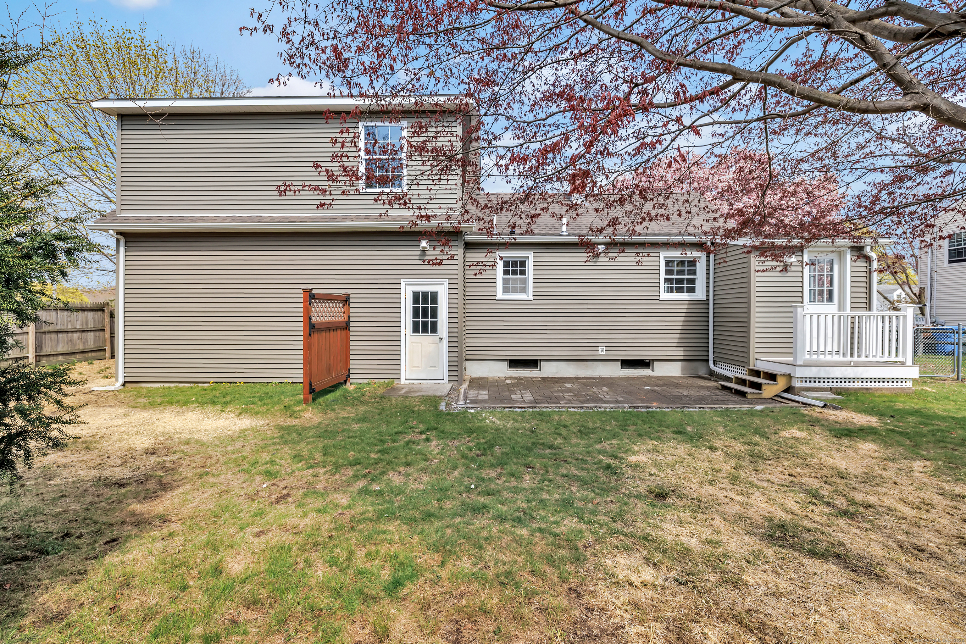 40 Beecher Avenue, Shelton, Connecticut image 3