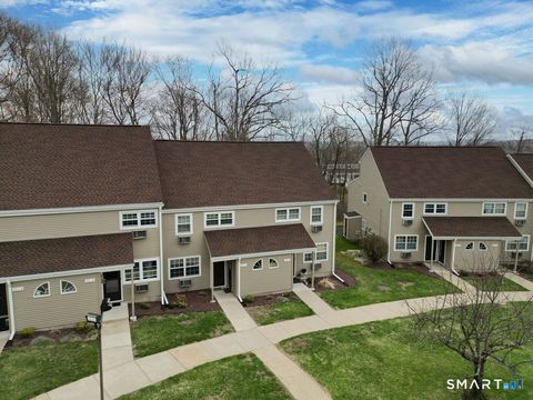 Tiny photo for 1271 Washington Street #4, Middletown, CT 06457 (MLS # 24164437)