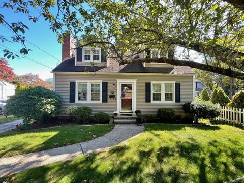 Photo of 54 Highland Terrace, Stratford, CT 06614 (MLS # 24135884)