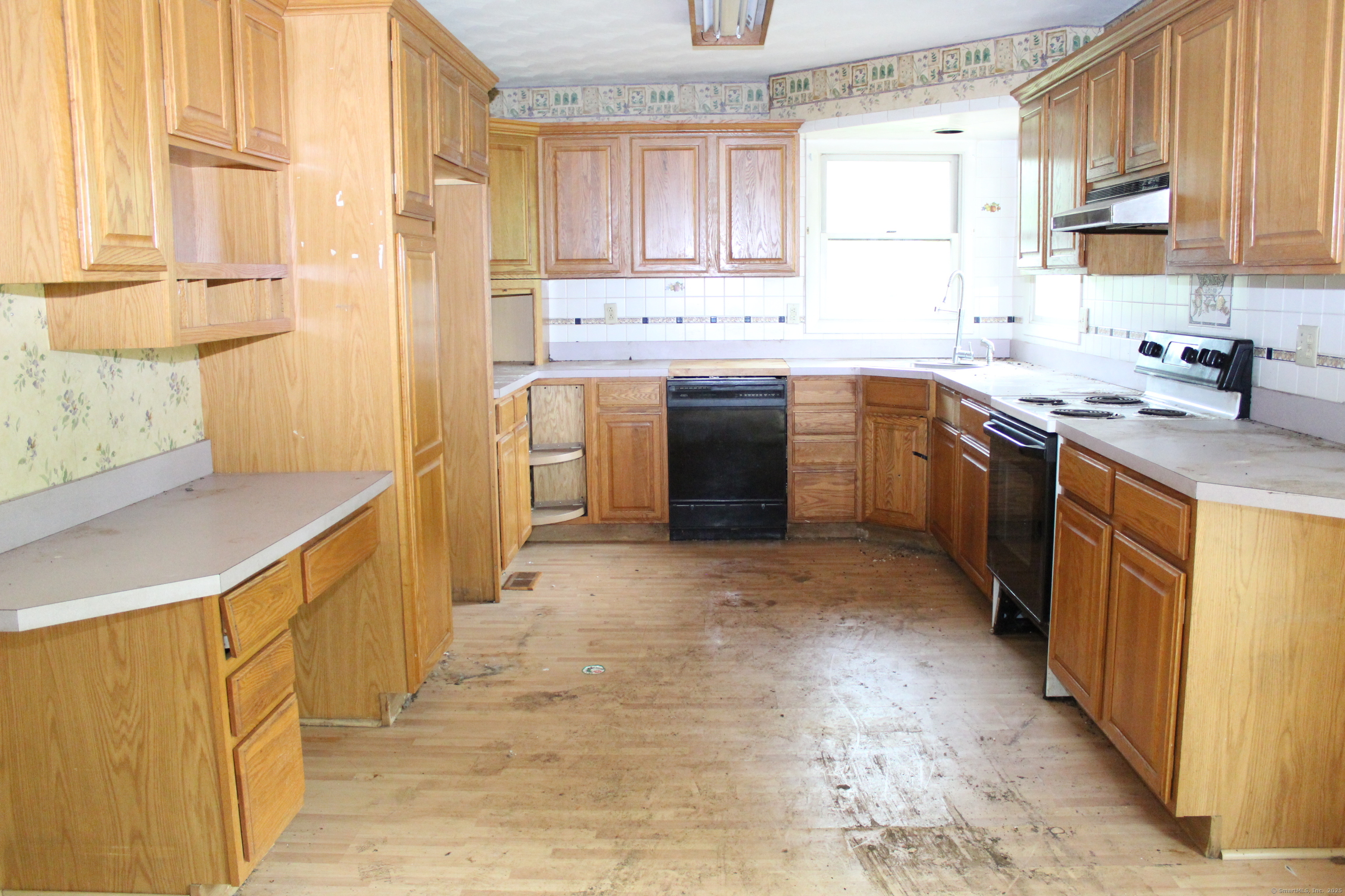 65 Wells Wood Road, Hebron, Connecticut image 4